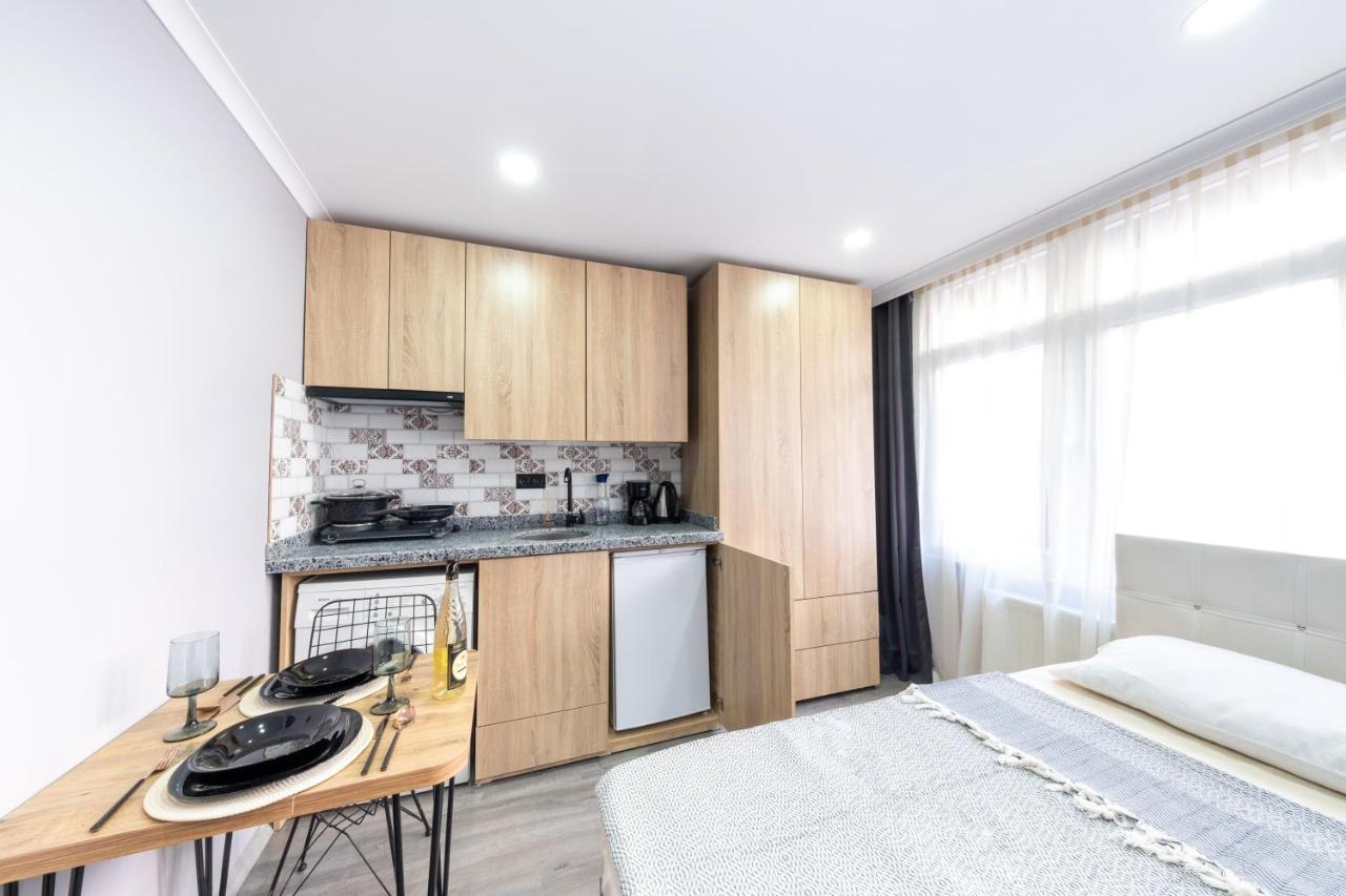 Kral Hotel Istanbul Exterior foto